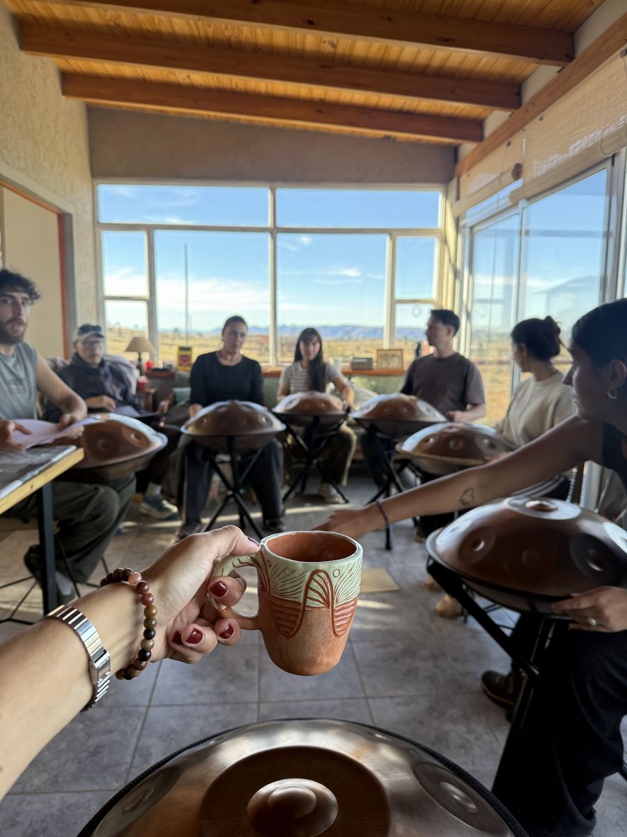 Brindis sobre los handpans